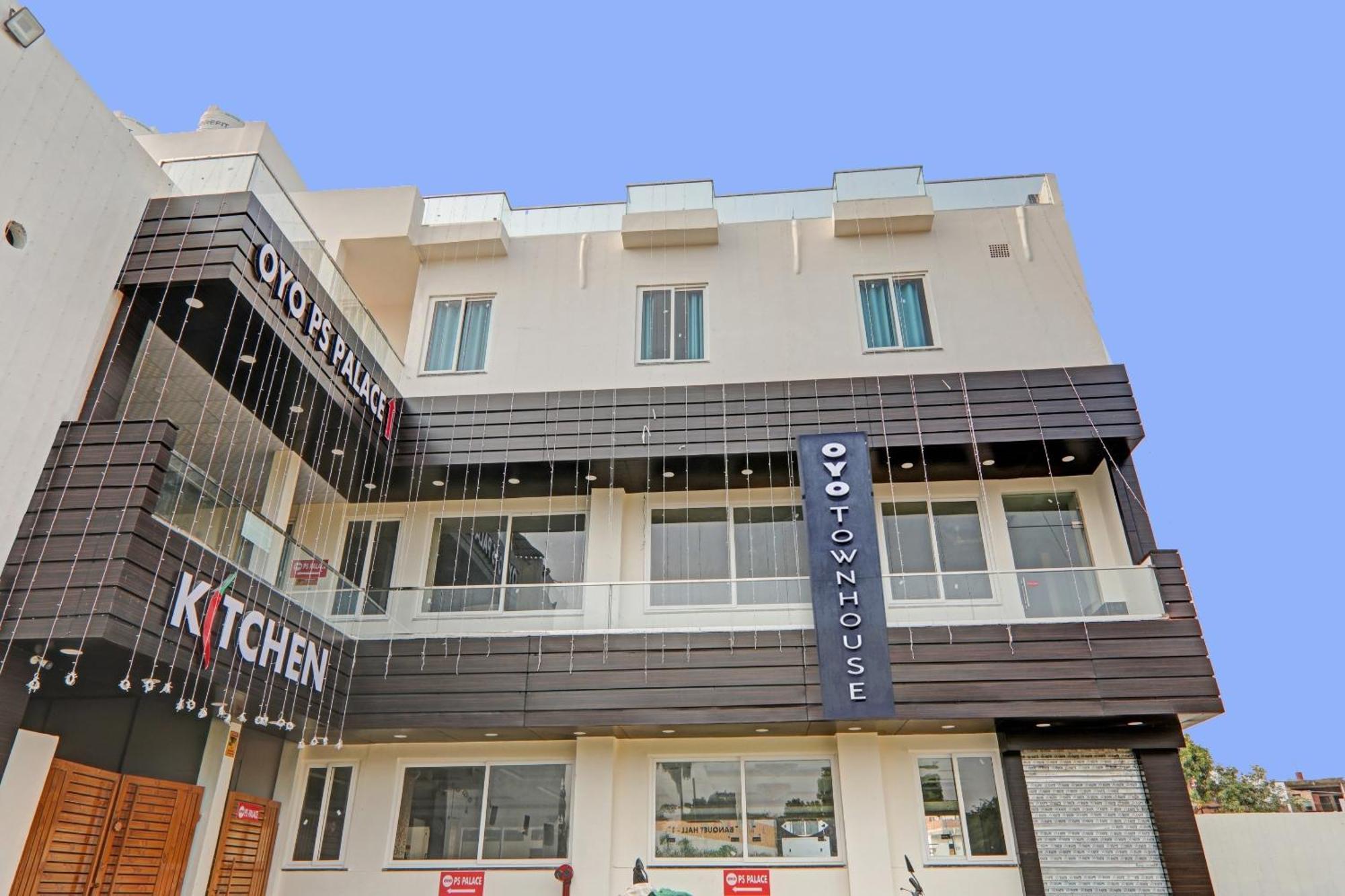 Townhouse P.S.Palace Near Amausi Metro Station Lakhnau Kültér fotó